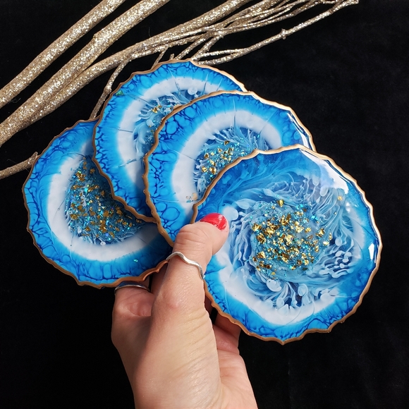 Set of 2 Resin Coasters, Handmade, Blue and Gold - Picture 4 of 10